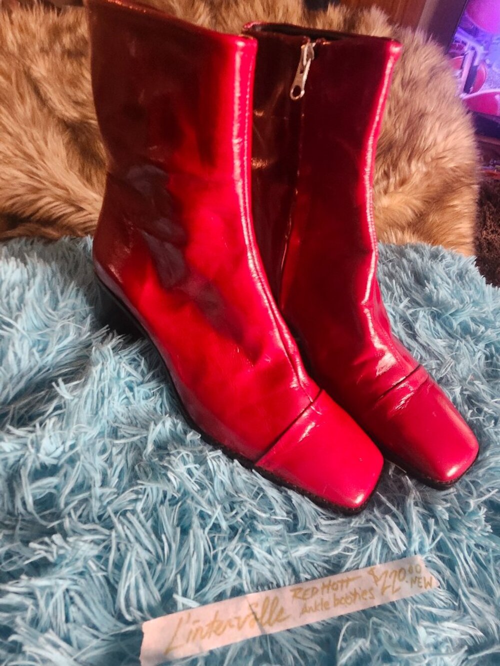 L'INTERVALLE 'HOTT RED' ANKLE BOOTIE
